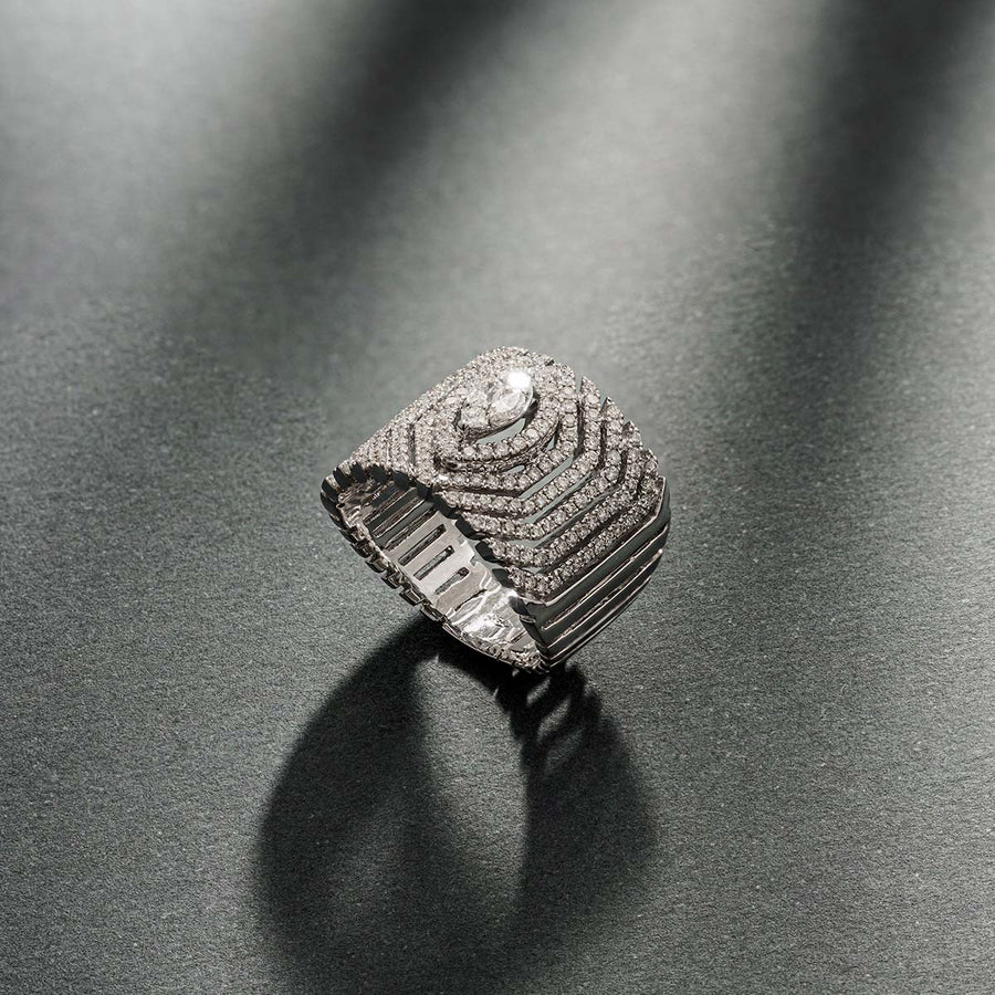 Breathtaking Ring